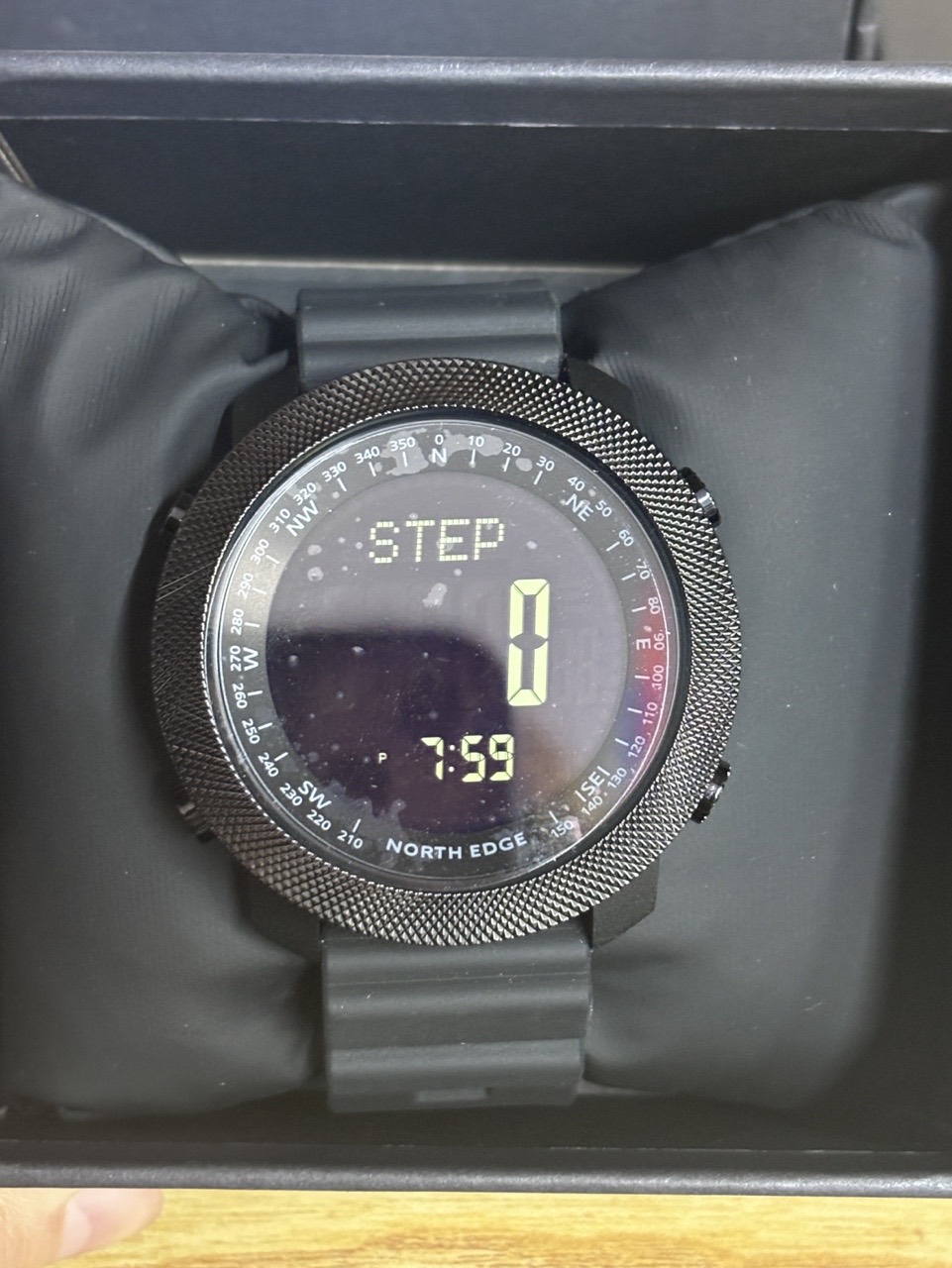 นาฬิกาดิจิตอลผู้ชาย NORTH EDGE - Altimeter Compass Watch บทวิจารณ์และราคา